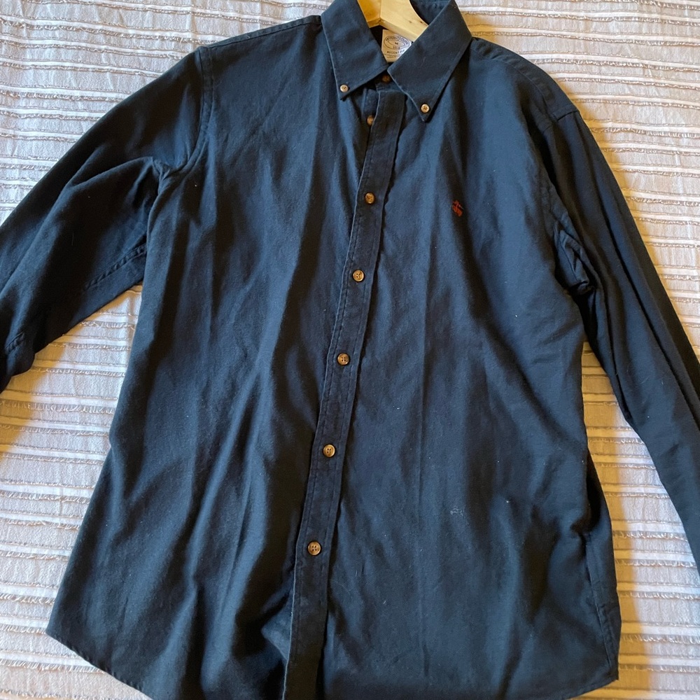 Brooks brother regent M